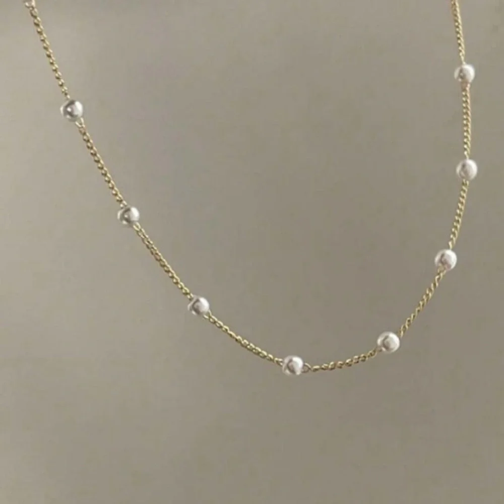 Gold necklace